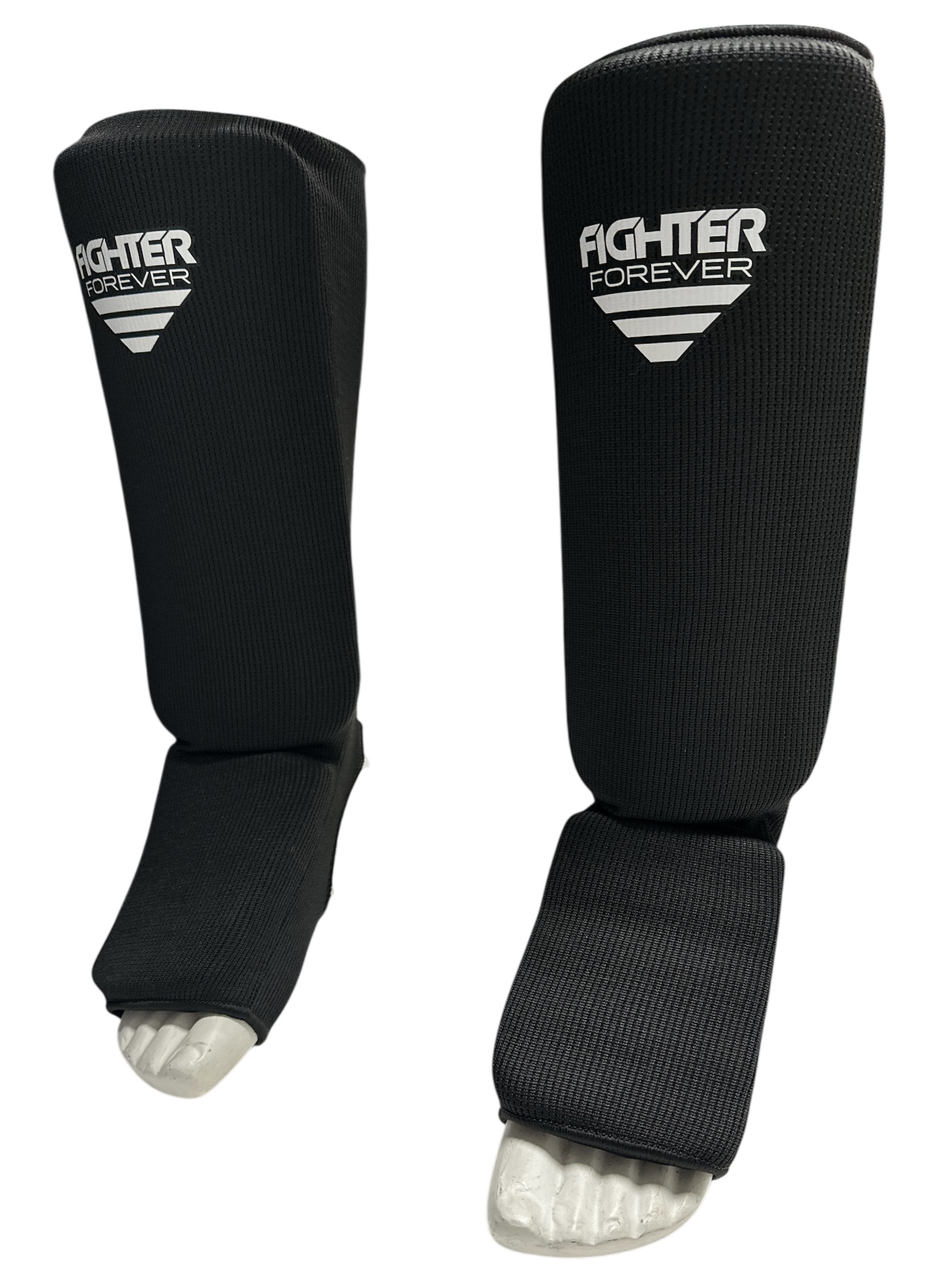 Osta Fighter Forever Sukkamallin säärisuojat MUSTA Twins Finlandilta