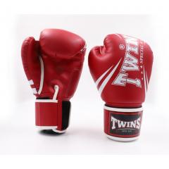 Osta Twins Special Nyrkkeilyhanskat FBGVDM3-TW6 Red Twins Finlandilta